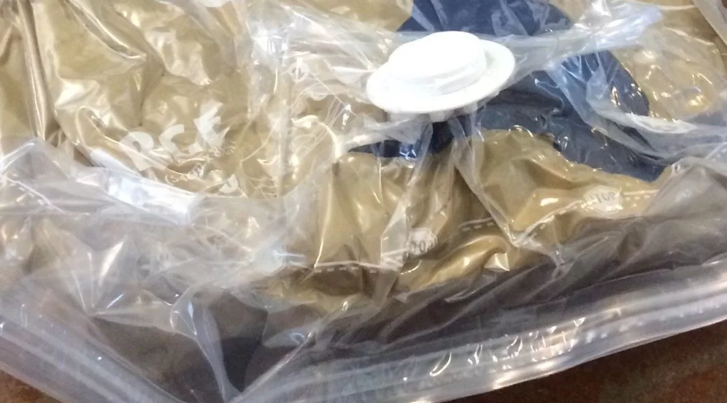 How to Make a Camping Water Bag with a Vacuum Seal Bag