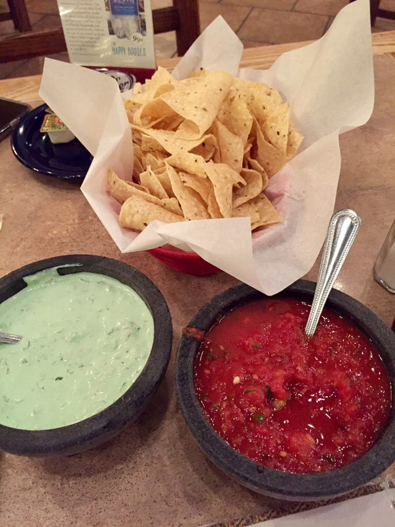 Chips & salsa w/ Famous Green Sauce